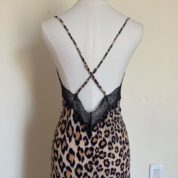 Victoria's Secret Leopard Print Lace Slip Dress Chemise Size XS - Picture 9 of 16